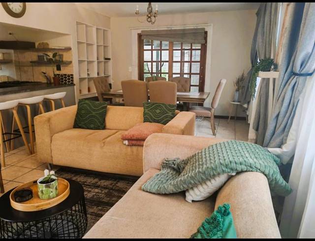 3 BEDROOM PROPERTY TO RENT IN BENDOR
